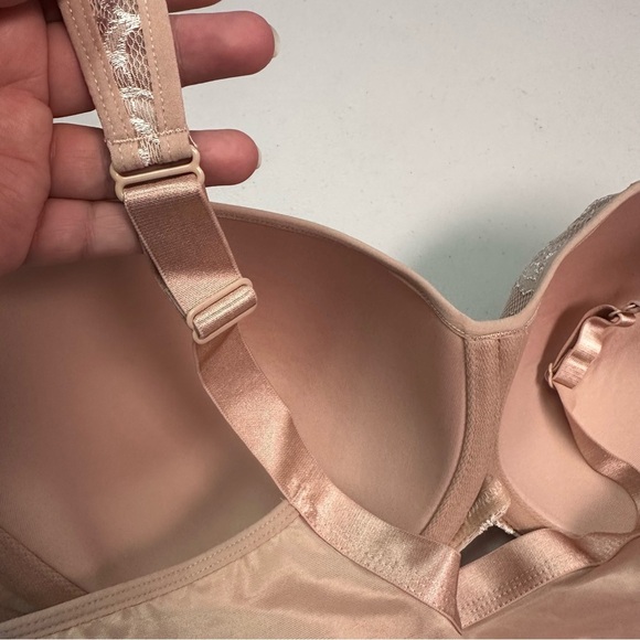 Avenue Lace Underwire Bra in Tan and Cream - Picture 5 of 5